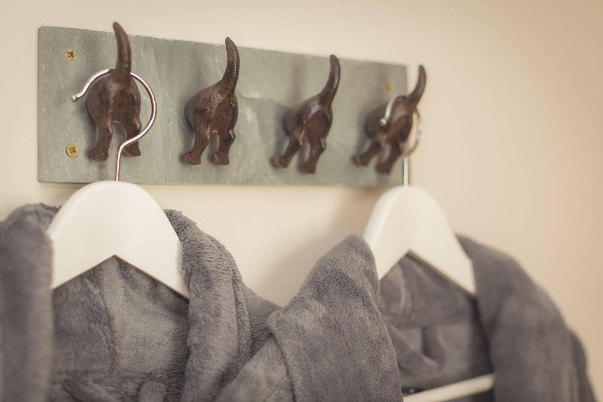 The Bower Inn بريدجواتر المظهر الخارجي الصورة A coat rack
