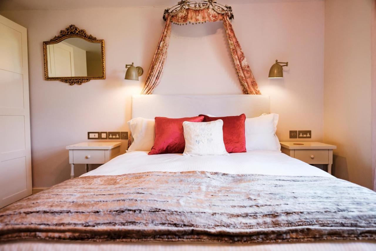 The Bower Inn بريدجواتر المظهر الخارجي الصورة A bedroom at the hotel